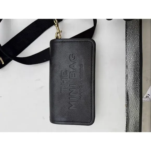 Marc Jacobs The Mini Bag Black Leather Crossbody Camera Bag - Picture 6 of 10